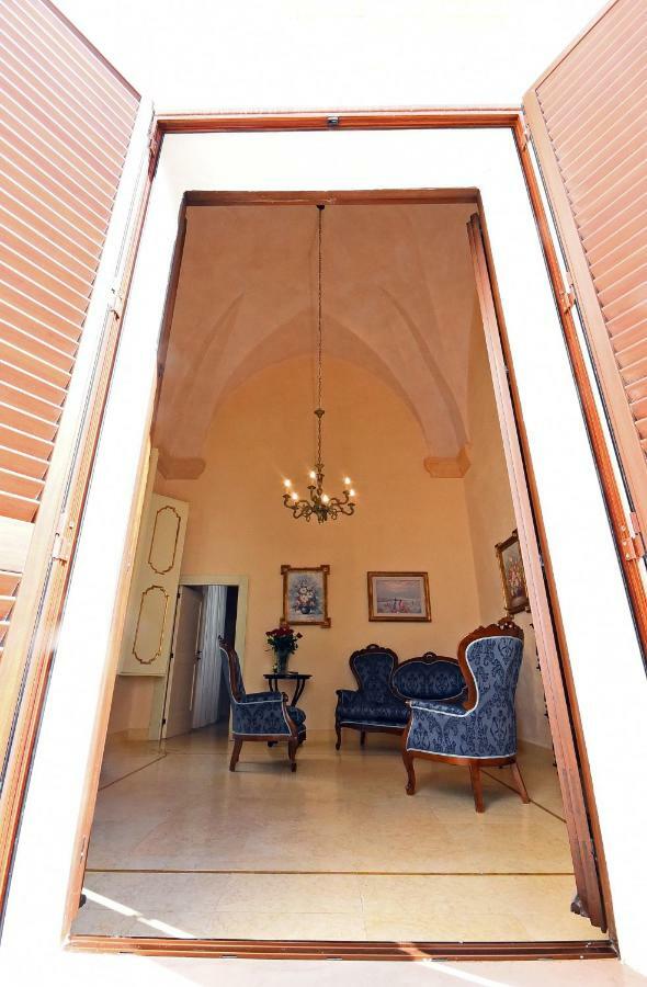 Insula Bed & Breakfast Gallipoli